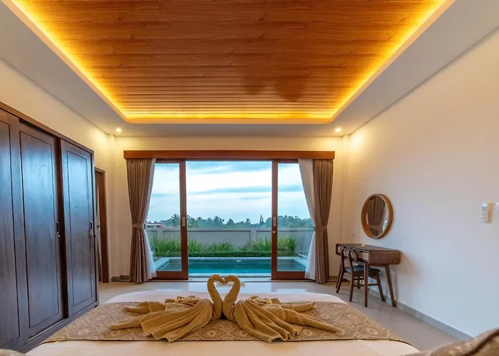 Aswindra Private Villa *